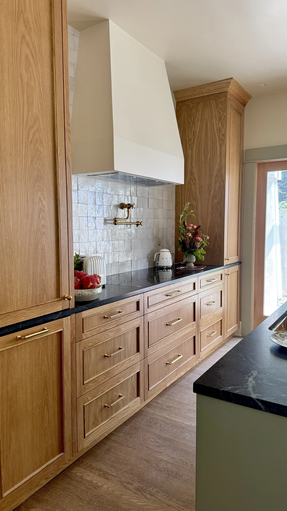 Coronado Terrace Craftsman, craftsman renovation by interior designer Tracey Gallacher (view 12 of 14)