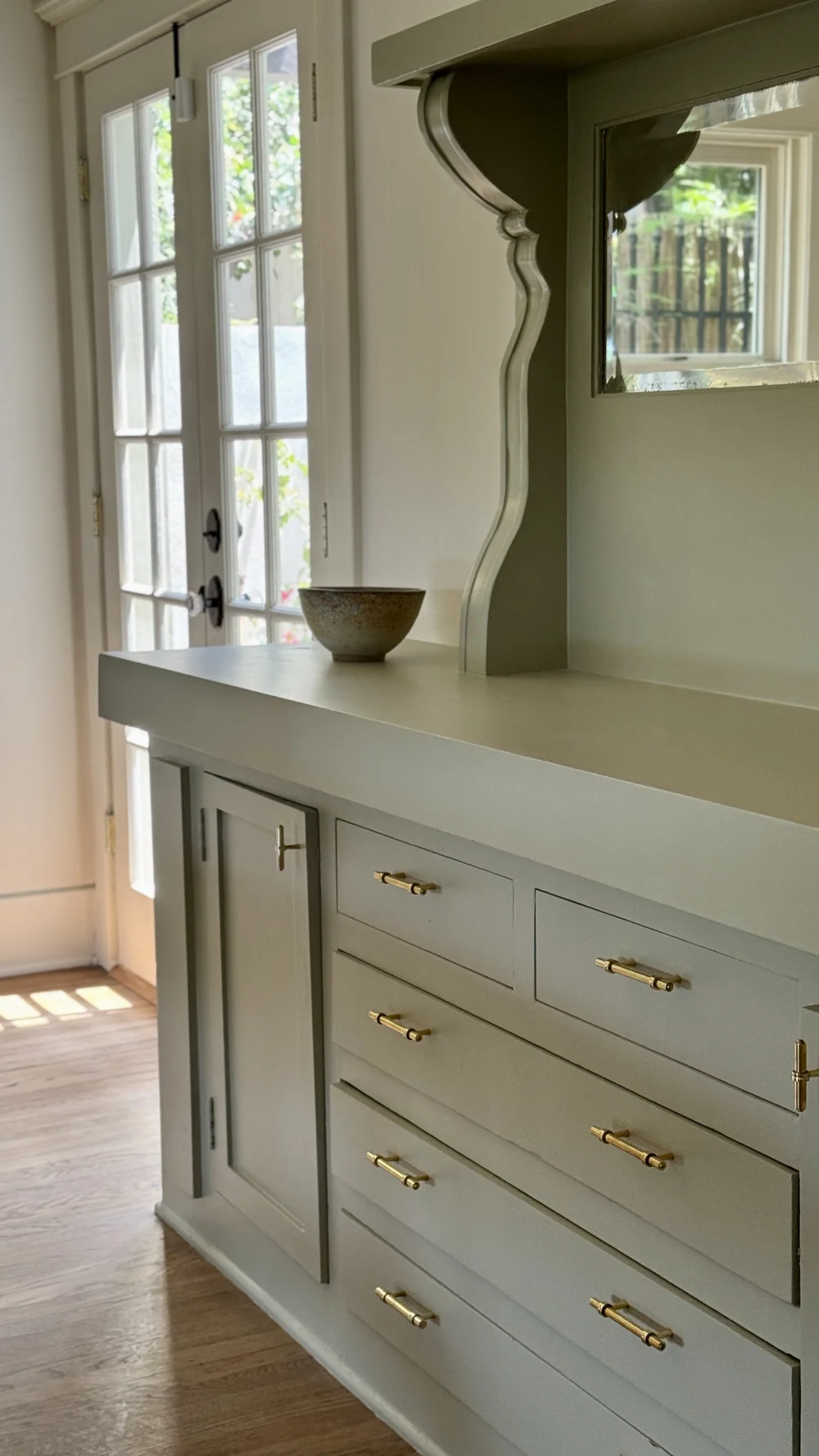 Coronado Terrace Craftsman, craftsman renovation by interior designer Tracey Gallacher (view 8 of 14)